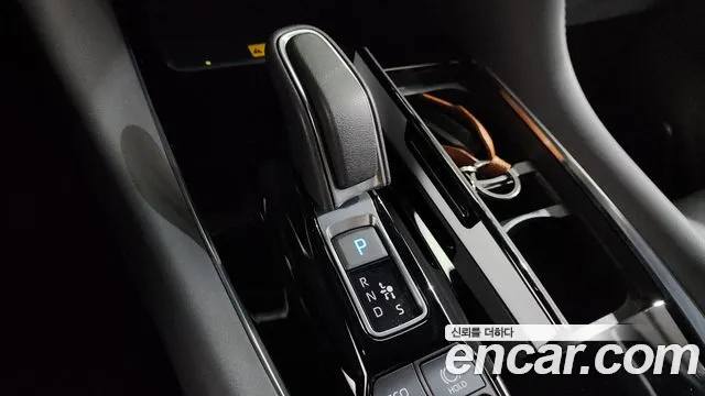 Toyota Alphard — Фото автомобиля 9