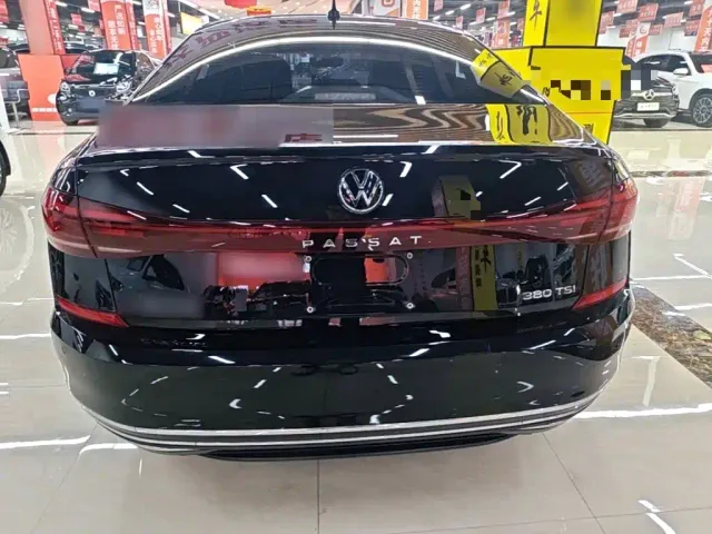 Volkswagen Passat — Фото автомобиля 5