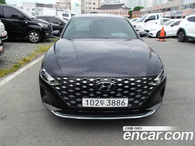 Фотография автомобиля — Hyundai Grandeur Grandeur (New)