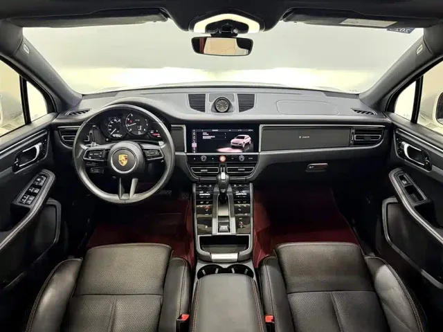 Porsche Macan — Фото автомобиля 21