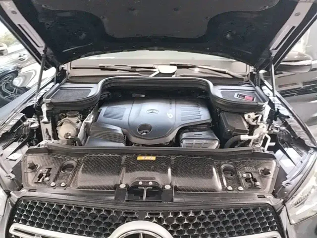 Mercedes-Benz GLE-Class — Фото автомобиля 19