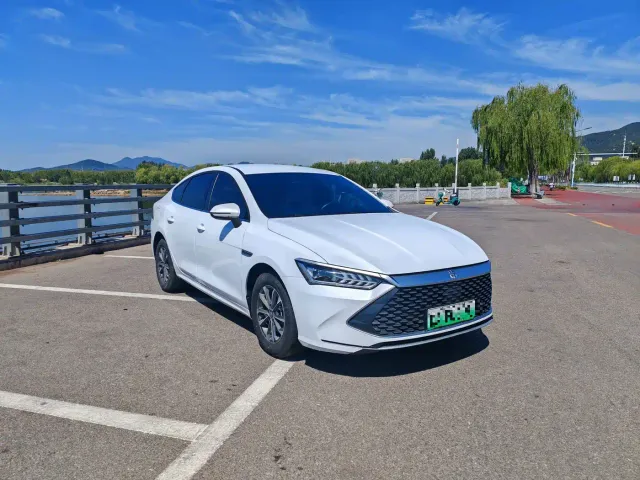 BYD Qin PLUS — Фото автомобиля 3