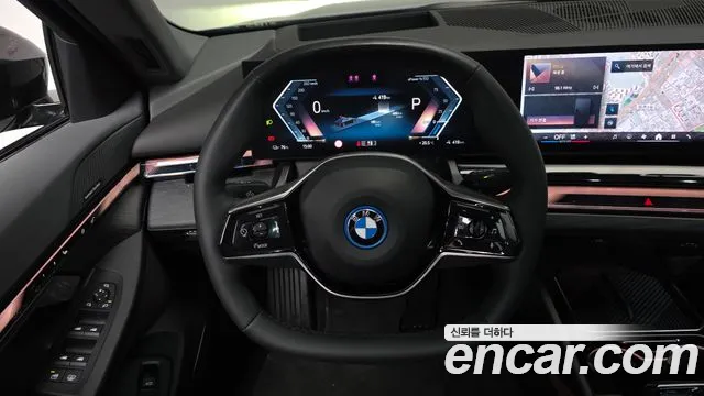 BMW i5 G60 — Фото автомобиля 19