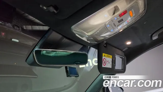 Genesis G80 Electrified G80 (RG3) — Фото автомобиля 28