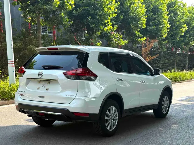 Nissan X-Trail — Фото автомобиля 6