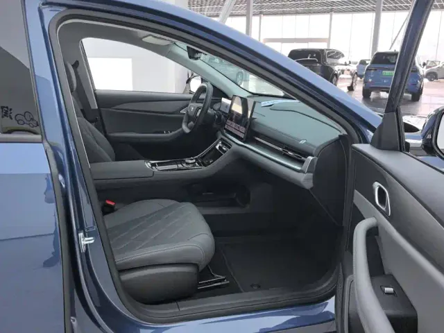 Geely Galaxy A7 — Фото автомобиля 8