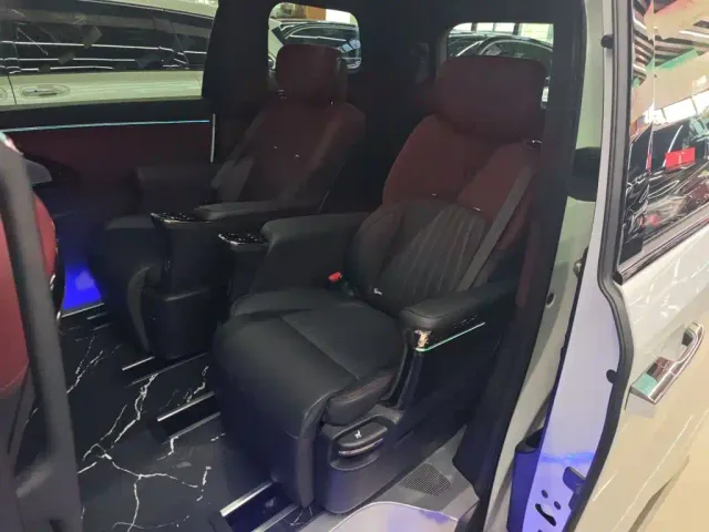 GAC Trumpchi M8 — Фото автомобиля 11