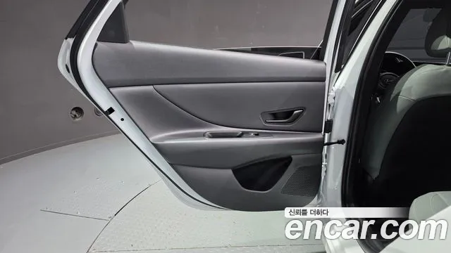 Hyundai AVANTE Новый Avante (CN7) — Фото автомобиля 21