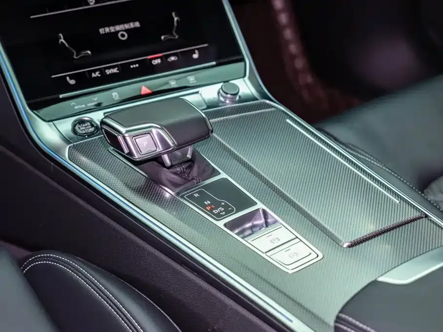 Audi Audi A6L 2025 45 TFSI Premium Sport — Фото автомобиля 13