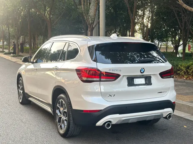BMW X1 — Фото автомобиля 5