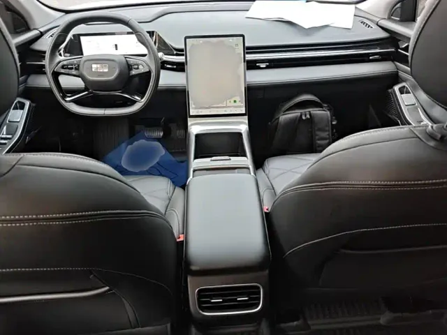 Geely Galaxy L6 — Фото автомобиля 9