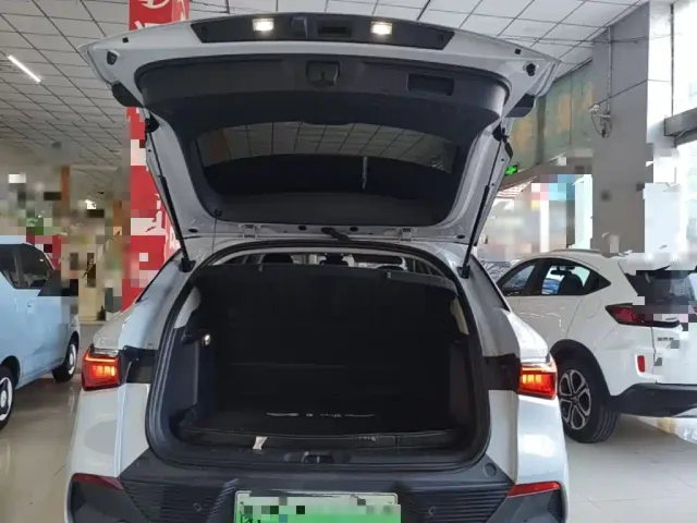BYD Yuan PLUS — Фото автомобиля 18