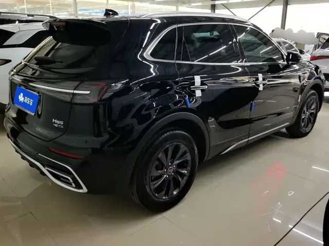 Hongqi HS5 — Фото автомобиля 3