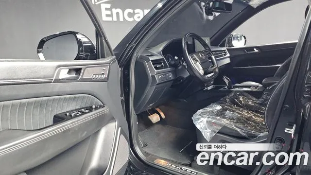 KG_Mobility_Ssangyong Rexton Rexton Arena Дизель 2.2 4WD — Фото автомобиля 10