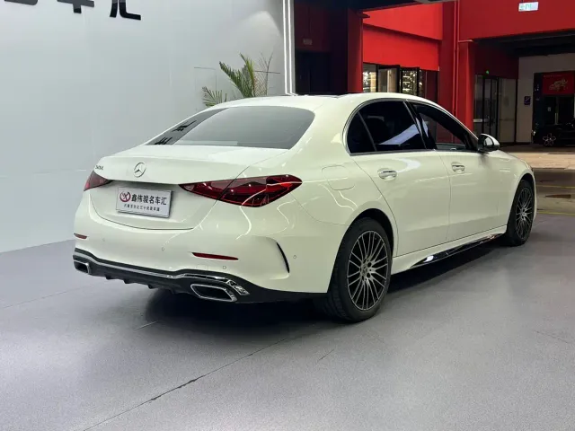 Mercedes-Benz C-Class — Фото автомобиля 15