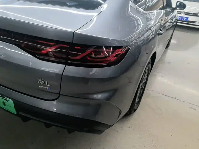 BYD Qin L — Фото автомобиля 7
