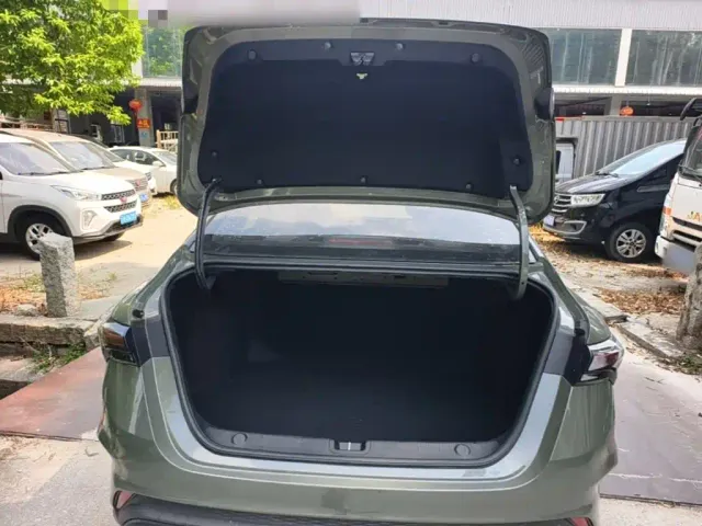 Geely Binrui — Фото автомобиля 18