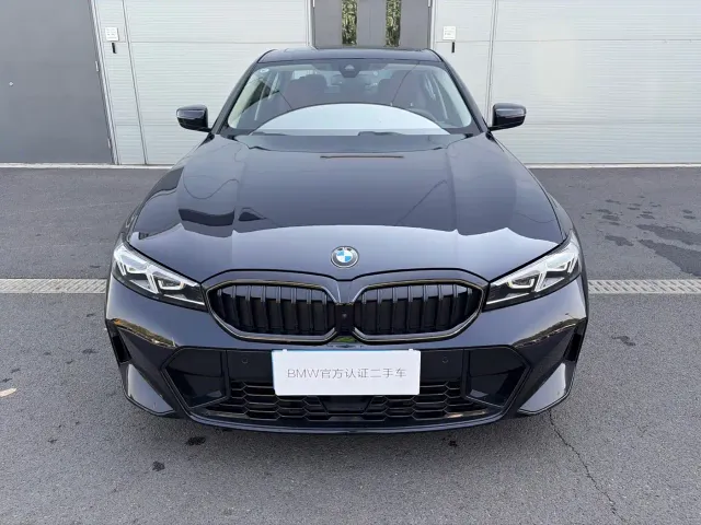 BMW 3 Series — Фото автомобиля 2