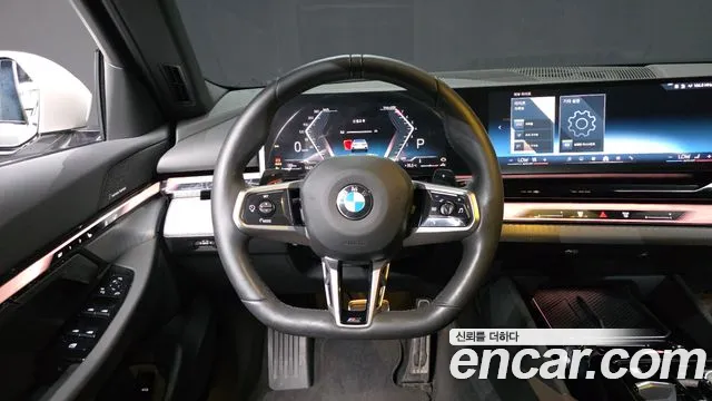 BMW 5-Series — Фото автомобиля 11