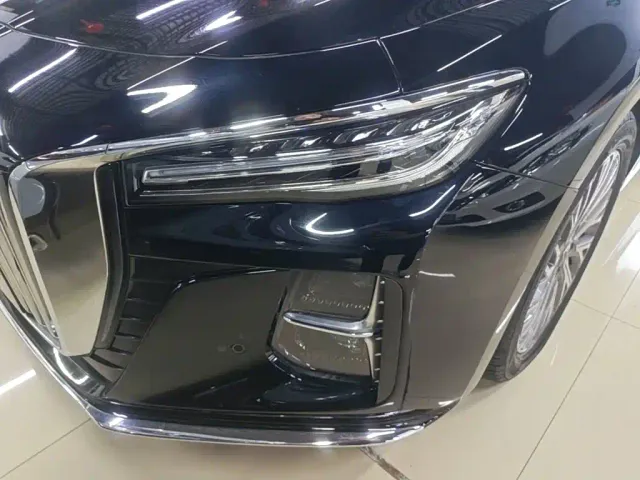 Hongqi H5 — Фото автомобиля 23