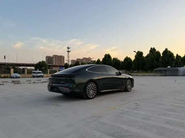 Geely Galaxy Xingyao 8 — Фото автомобиля 9