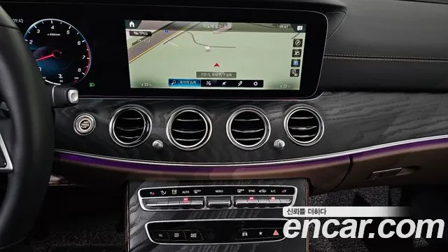Mercedes-Benz E-Class W213 — Фото автомобиля 23