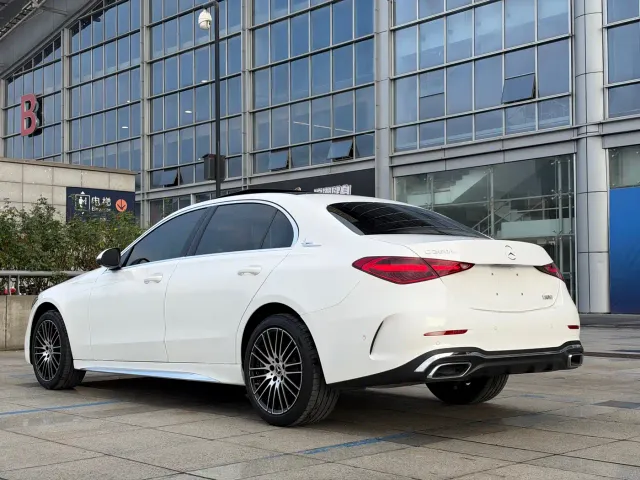 Mercedes-Benz C-Class — Фото автомобиля 7