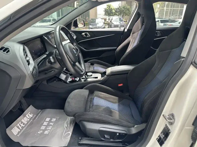 BMW 2 Series — Фото автомобиля 9