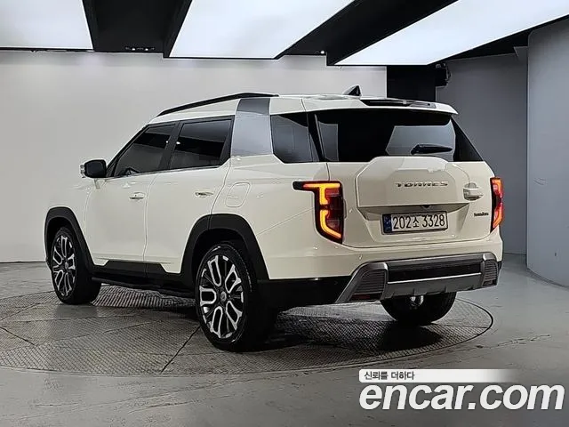KGM Torres — Фото автомобиля 3