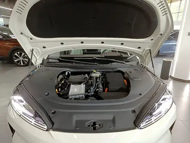 BYD Seal 07 DM-i — Фото автомобиля 19