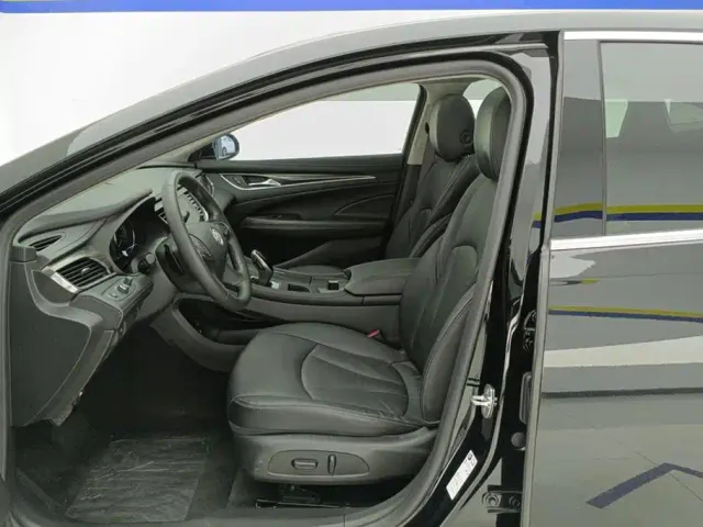 Buick LaCrosse — Фото автомобиля 9