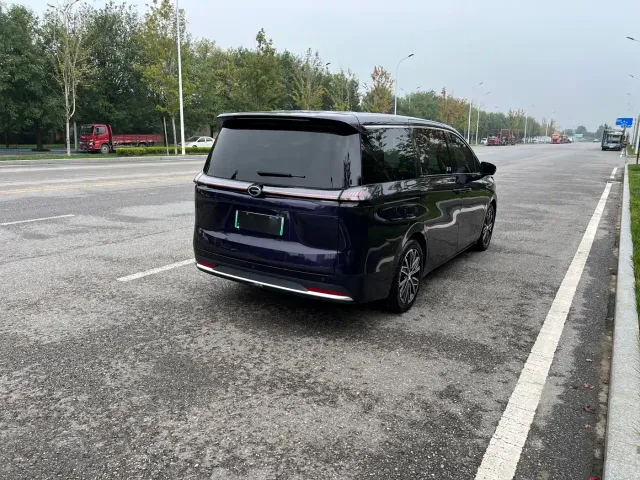 GAC Trumpchi E8 — Фото автомобиля 19