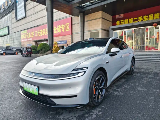 Фотография автомобиля — Changan Qiyuan A06