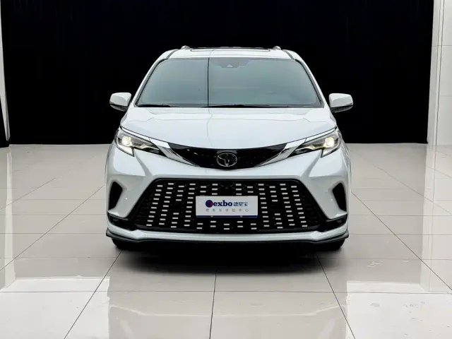 Toyota Granvia — Фото автомобиля 2