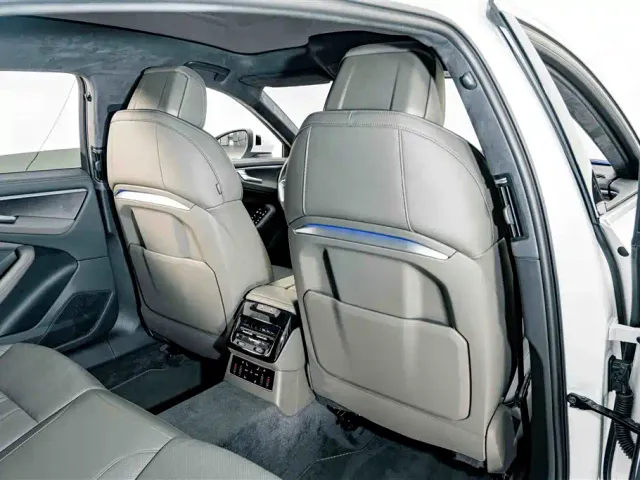 Audi A6L — Фото автомобиля 23