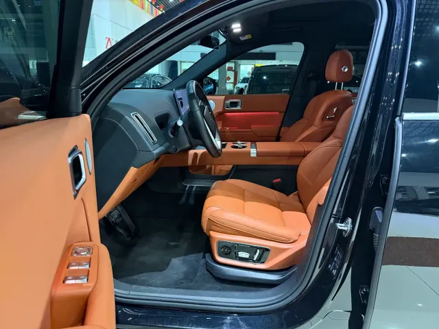 Li Auto L7 — Фото автомобиля 4
