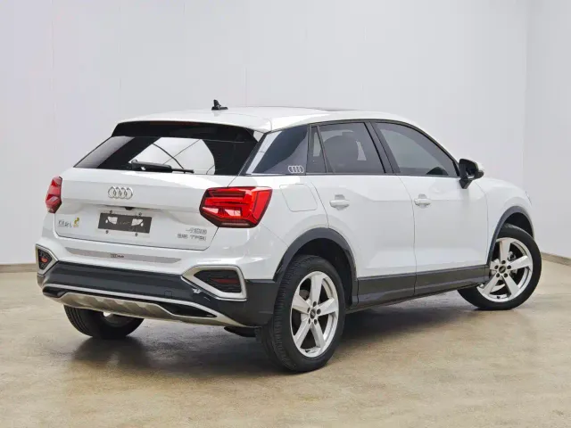 Audi Q2L — Фото автомобиля 4