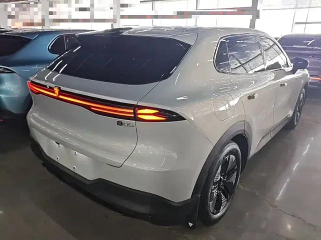 Deepal S05 — Фото автомобиля 6