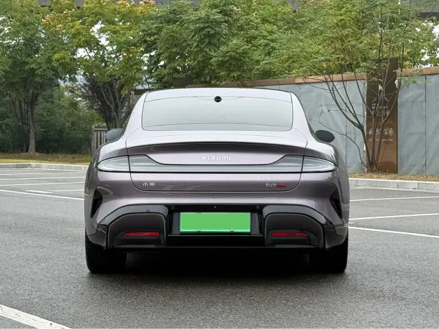 Xiaomi SU7 — Фото автомобиля 5