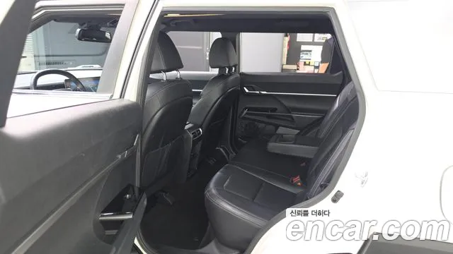 KG_Mobility_Ssangyong Torres Torres Бензин 1.5 2WD — Фото автомобиля 11