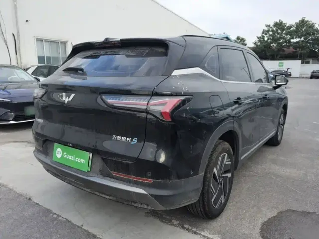 Wuling Starlight S — Фото автомобиля 6