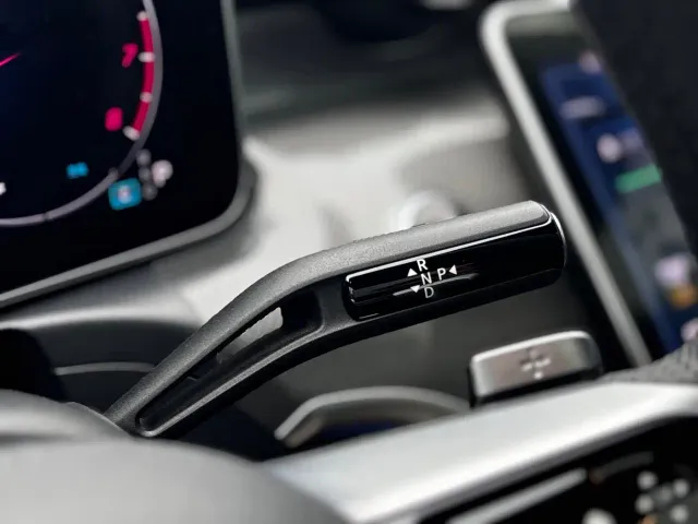 Mercedes-Benz Mercedes-Benz C-Class 2024 C 260 L Sport — Фото автомобиля 17