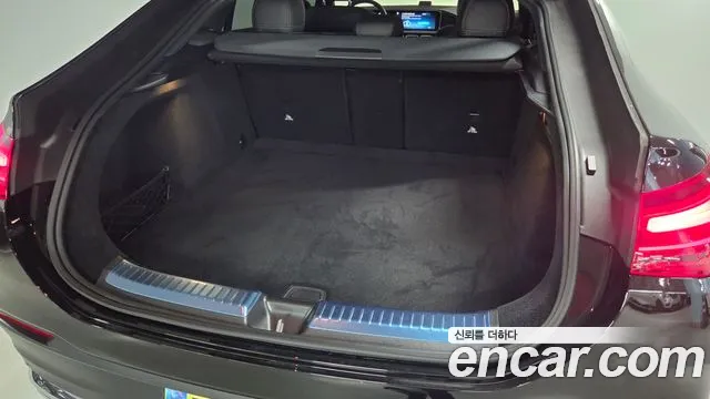 Mercedes-Benz GLE-Class — Фото автомобиля 18