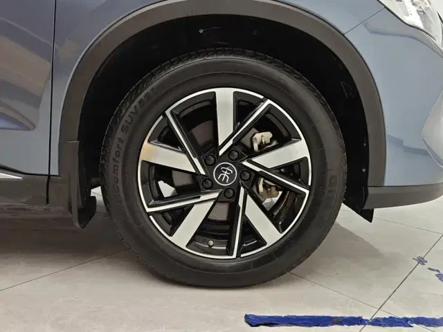 BYD Song Pro — Фото автомобиля 6