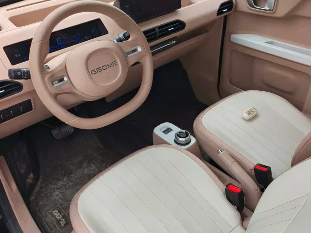 Geely Panda — Фото автомобиля 4