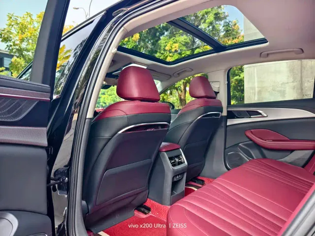 Hongqi H5 — Фото автомобиля 5