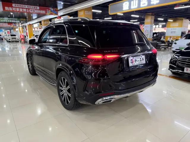 Mercedes-Benz GLE-Class — Фото автомобиля 13