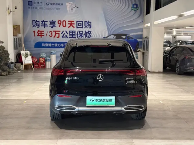 Mercedes-Benz EQE SUV — Фото автомобиля 8