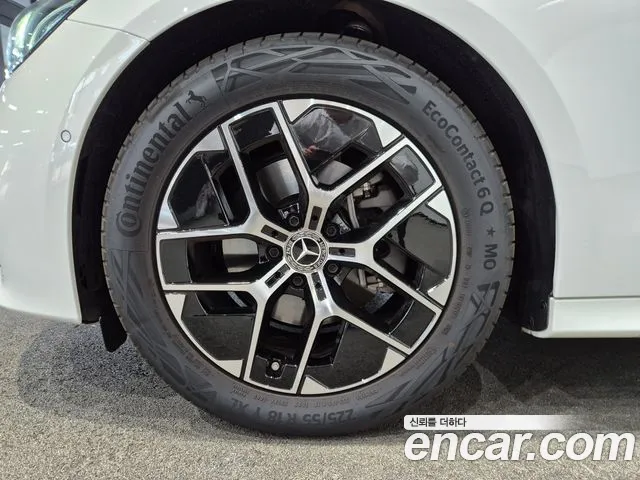 Mercedes-Benz E-Class W214 — Фото автомобиля 5