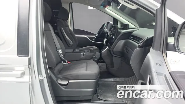 Hyundai Staria — Фото автомобиля 16
